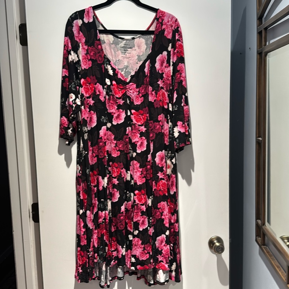 NWT Super Soft Torrid Floral Dress